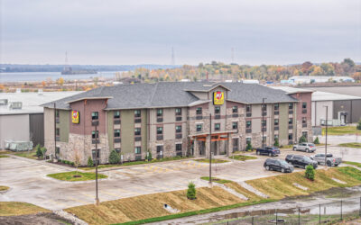 My Place Hotel: East Moline, IL