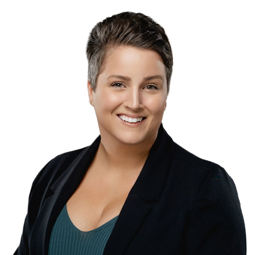 Shelly Richardson's headshot